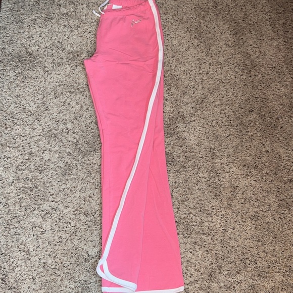 Vintage 2000 Guess complete set of hoodie, joggers and skirt! - Picture 4 of 16